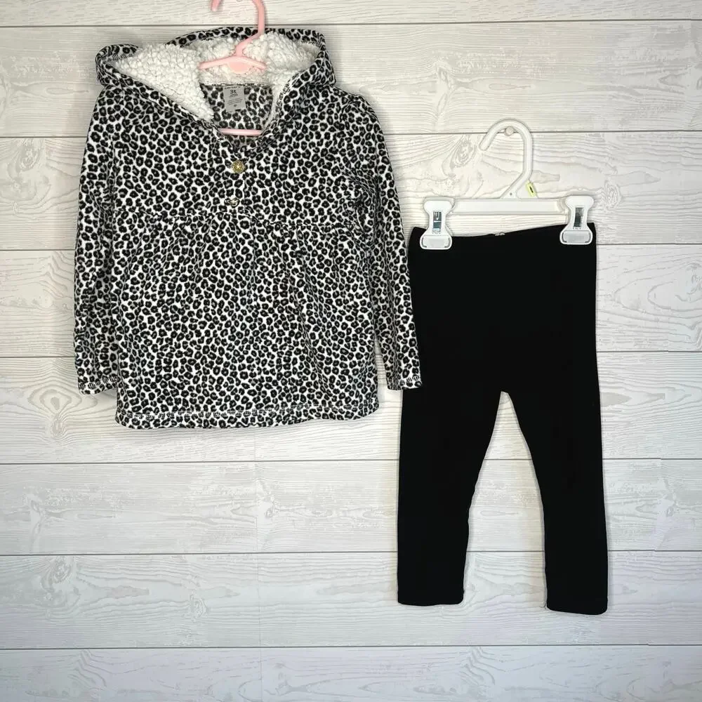 Carter’s animal print fleece top/black leggings Size 3T